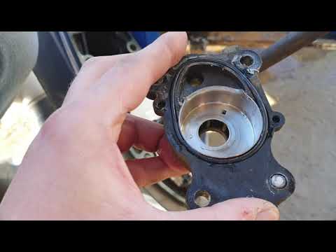 Видео: ЗАМЕНА КРЫЛЬЧАТКИ НА ЛОДОЧНОМ МОТОРЕ / ЗАМЕНА КРЫЛЬЧАТКИ ПОМПЫ YAMAHA F40/F50/F60/F70