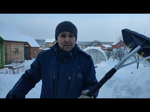 Видео: Скребок для очистки снега с крыши. Купил телескопический скребок для чистки снега