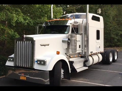 Видео: Дальнобой по США. Прошу любить и жаловать мой Кеша W900!