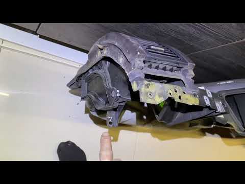 Видео: Ремонт в гараже Демонтаж печки Туарэг