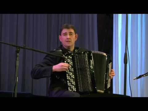 Видео: Тоцкий Михаил, баян и аккордина.