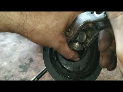 Видео: Замена крестовины рулевого вала Renault Laguna II