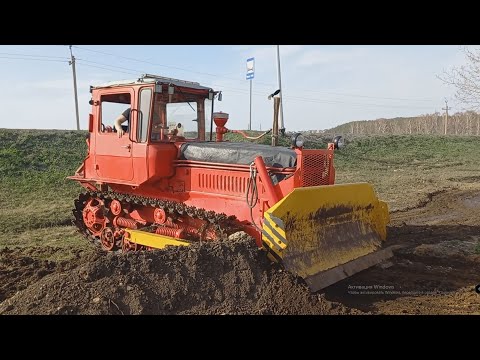 Видео: ДТ-75 Планировка грунта.