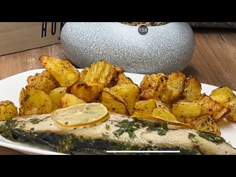 Видео: Скумбрия с гарниром из хрустящего картофеля