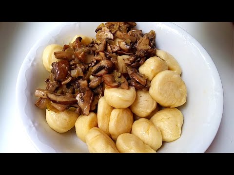 Видео: Полтавские галушки с грибами. Куриный суп с галушками. Как их готовят в нашей семье