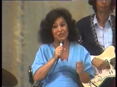 Видео: Әлфия Авзалова.  Кыз күңеле.