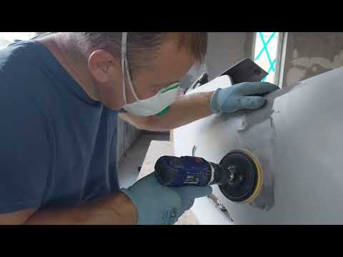 Видео: Подгатавливаю бампер к грунтовке! Ремонт и покраска бампера!