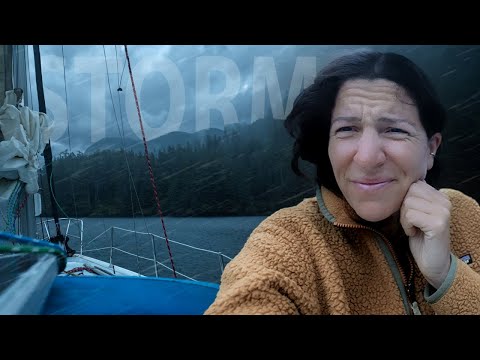Видео: ПЕРЕЖИВАЯ ШТОРМЫ В ДИКОМ ЗАЛИВЕ АЛЯСКА