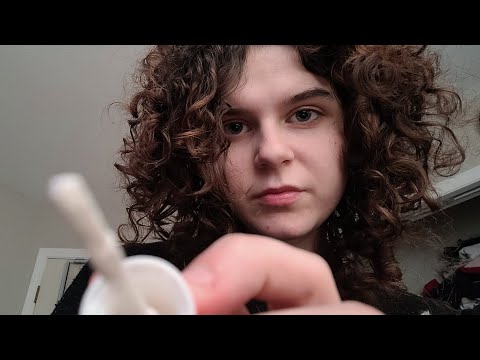 Видео: lofi asmr наношу макияж случайными предметами (тихо, с индивидуальным подходом)