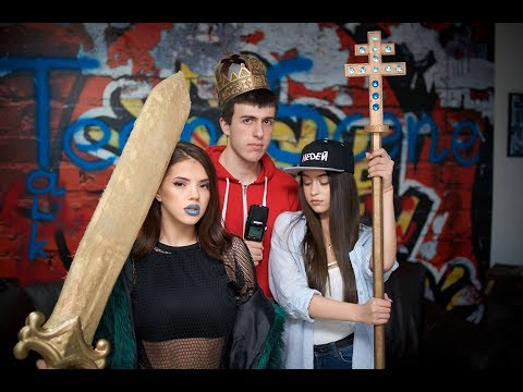 Видео: 15 годишна интервюира DARA | Teen Scene