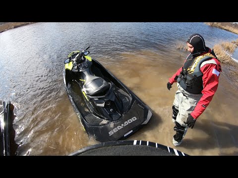 Видео: Как утопить гидроцикл на берегу