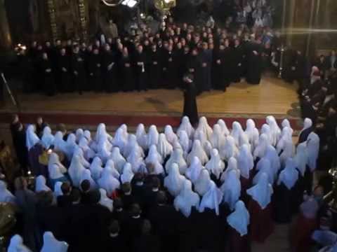 Видео: Пение старообрядческих хоров на Жен-Мироносиц, Рогожское / Old believer chants-2014 STAROVE.RU