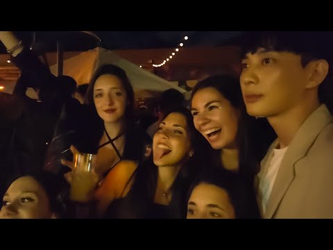 Видео: Что происходит, когда корейский парень идет в южноамериканский клуб