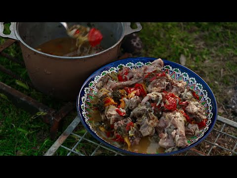 Видео: Готовим: Буглама | Клубничное варение и картофельные пирожки | Жизнь в Деревне