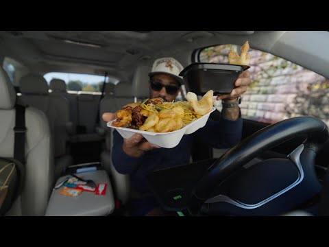 Видео: Что за фигня? Новые хрустящие креветки с кунжутом и курицей от Panda Express.