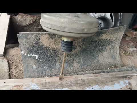 Видео: Педаль тормоза не возвращается назад на новом вакуумнике