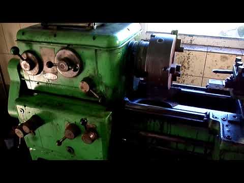 Видео: Обзор токарного станка 1М61