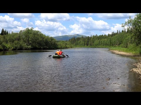 Видео: Путешествие по реке Косьва. Гора Ослянка, порог "Медвежьи головы" и встреча с самим медведем...