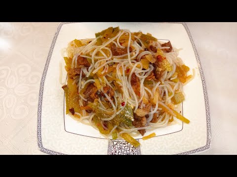 Видео: Фунчоза с мясом и редькой 🍝😋