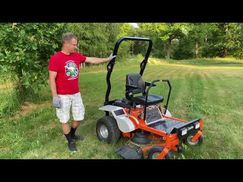 Видео: Обзор садового райдера (минитрактора) ZimAni XT5 127