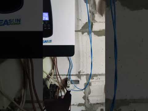 Видео: Гібридний інвертор ЕaSun 3.2KWt із акумуляторами на 24В 100А для домашнього пункту незламності