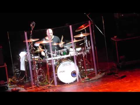 Видео: Григория Лепса.Гитарис-Федор Досумов и Барабанщик-Макс Малышев. Ростов -на-Дону 6 февраля 2016г