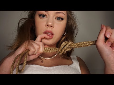 Видео: 💞ТЕБЯ ПОХИТИЛА ФАНАТКА 2.0 💞АСМР + Ролевая Игра