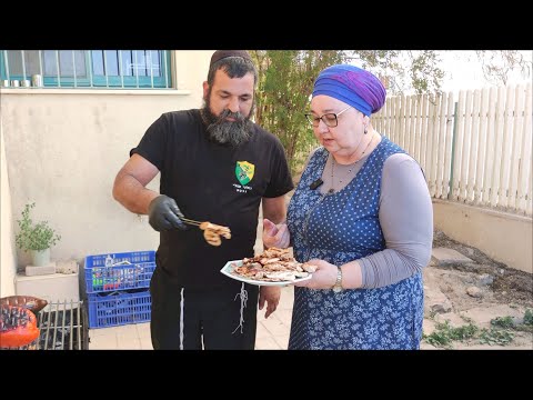 Видео: ШАШЛЫК НА ПРАЗДНИК ОТ НАШИХ ДЕТЕЙ