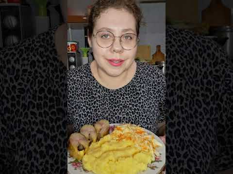 Видео: Мукбанг Скумбрия, Пюре, Капусточка