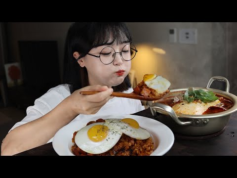 Видео: Ешьте жареный рис с кимчи и пряное мягкое рагу из тофу | MUKBANG ASMR |