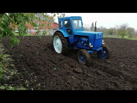 Видео: Настройка плуга ПЛН 3/30, Алтай маш на тракторе т-40, после переделки крепления плуга.