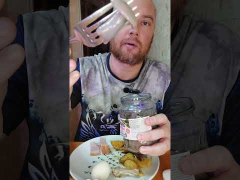 Видео: Картошка и курица с соусом блек пеппер. Как сходили за грибами. #мукбанг #еда 