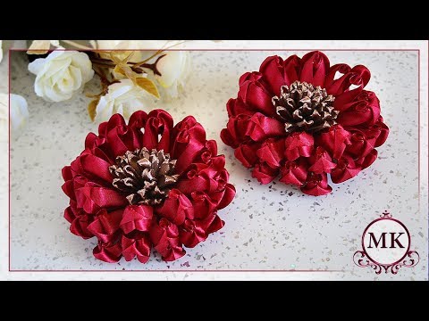 Видео: Цветы из лент. Новый лепесток. МК. Канзаши. / DIY. Kanzashi. Ribbon flowers. New petal.