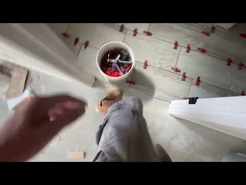Видео: Плиточник США, ванная комната