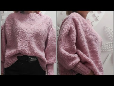 Видео: Цельновязанный джемпер со спущенным плечом и пышным рукавом. МК