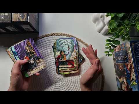 Видео: Мои колоды карт от Ллевеллин. The best Llewellyn tarot.