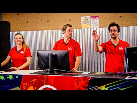 Видео: ВЫБОР КАССЫ В МАГАЗИНЕ - Bored на Русском