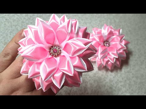 Видео: И легко!!! И красиво!!! Прелестные цветочки из атласной ленты. Канзаши для начинающих. Kanzashi.