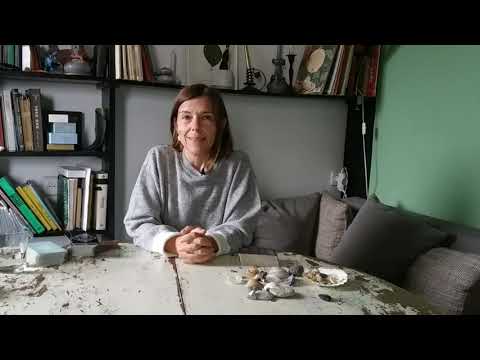 Видео: 🔥 Как он относится ко мне. Гадание таро онлайн