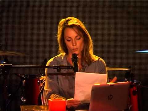 Видео: ПОЩЕНСКА КУТИЯ ЗА ПРИКАЗКИ - СИЛВИЯ ПЕТКОВА