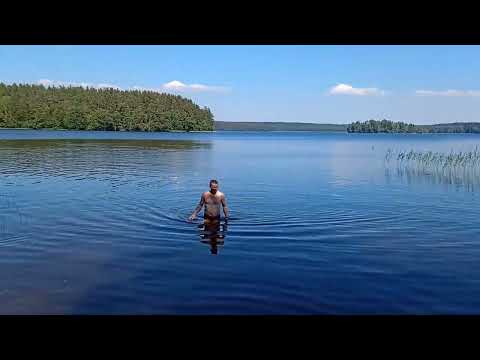 Видео: озеро зеркальное