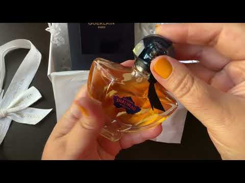 Видео: ASMR UNBOXING SHALIMAR MILLESIME IRIS GUERLAIN АСМР РАСПАКОВКА ШЕПОТ