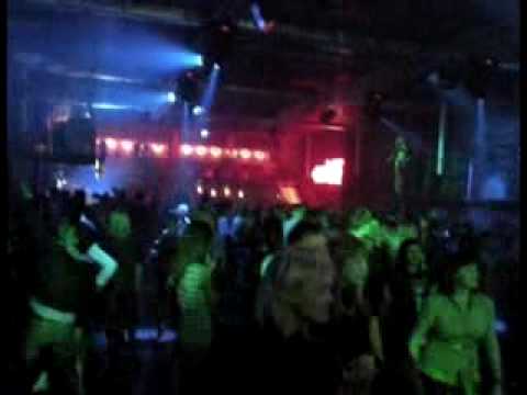 Видео: Электронный мальчик "Видеосалон"