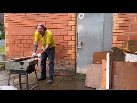 Видео: Прибираю залишки меблів з кімнати на дачі яка дісталась мені у спадщину. Погода не радує.