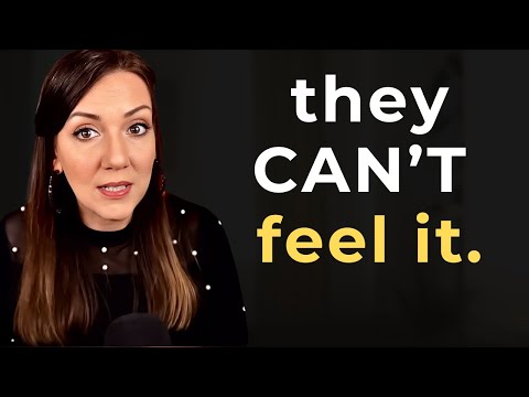 Видео: Нарциссы не чувствуют любви. Они её СИМУЛИРУЮТ.