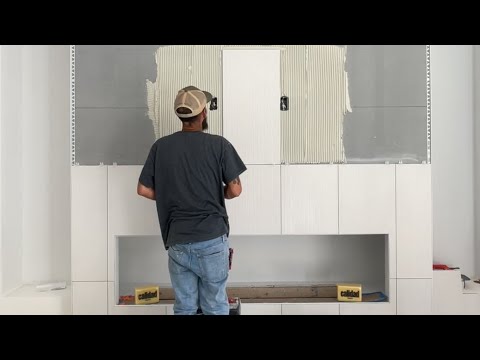 Видео: Установка керамогранита для камина! #плиткасоми #камин #фарфор #таймлапс #mapei #затирка