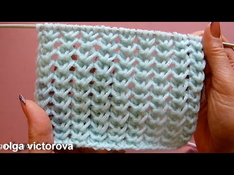 Видео: Сочетание простоты и изящности 695 Узоры спицами