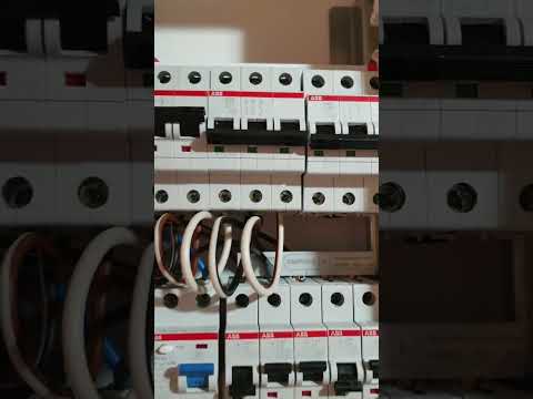 Видео: Работы по ЭЛЕКТРОЩИТУ - очень ПОДРОБНО