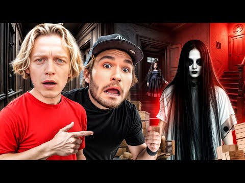 Видео: К НАМ В ДОМ ПРОНИКЛИ ПРИЗРАКИ😱| САМАЯ ЖУТКАЯ НОЧЬ