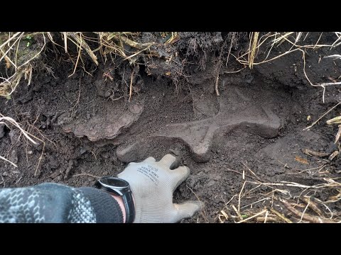 Видео: Такого металла давно не было!!! Собираем трактор дт-75 по запчастям!!!